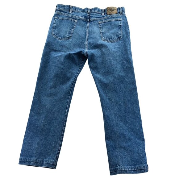 Wrangler Men's Jeans Size 40x32 Straight Leg Regular Fit Blue Denim Classic Casu - Picture 2 of 14